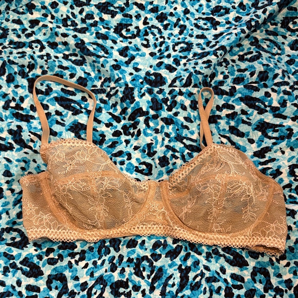 Calvin Klein Nude Beige Lace Underwire Bra - Tan Sz 34C